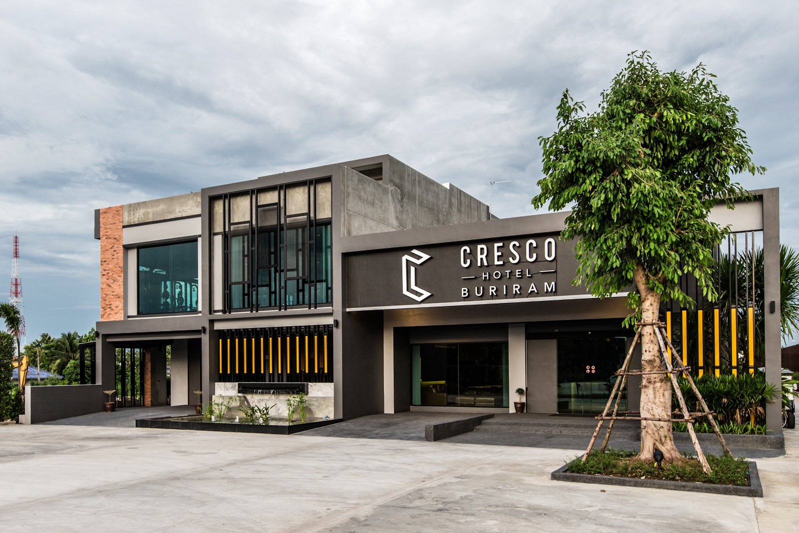 Cresco Hotel